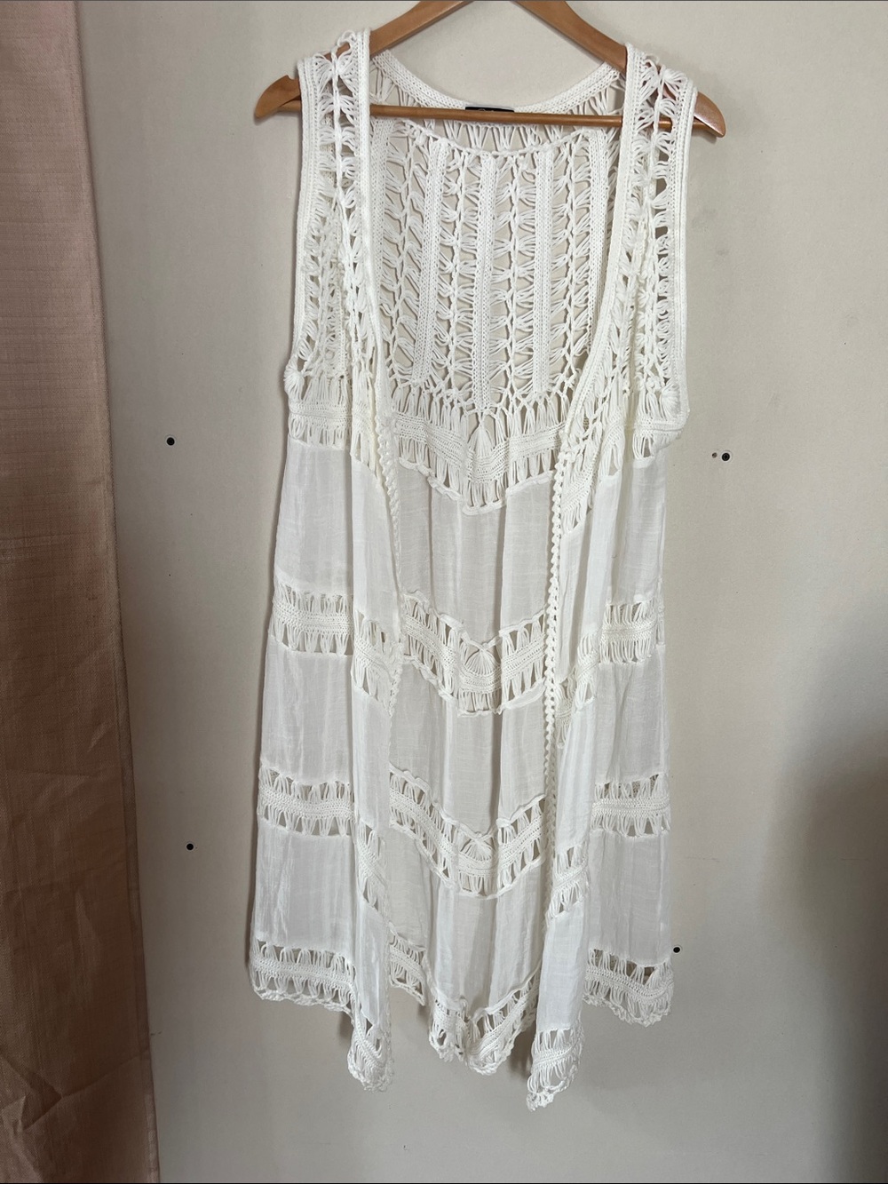 ViVi Cream Crochet Knit Fringe Kimono